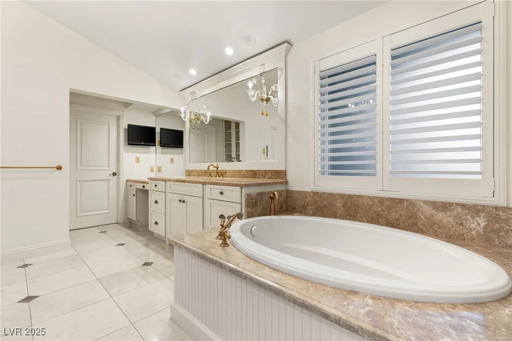 3105 Conners, Las Vegas, NV 89107
