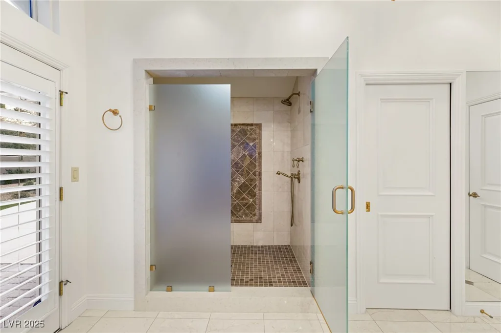 3105 Conners, Las Vegas, NV 89107