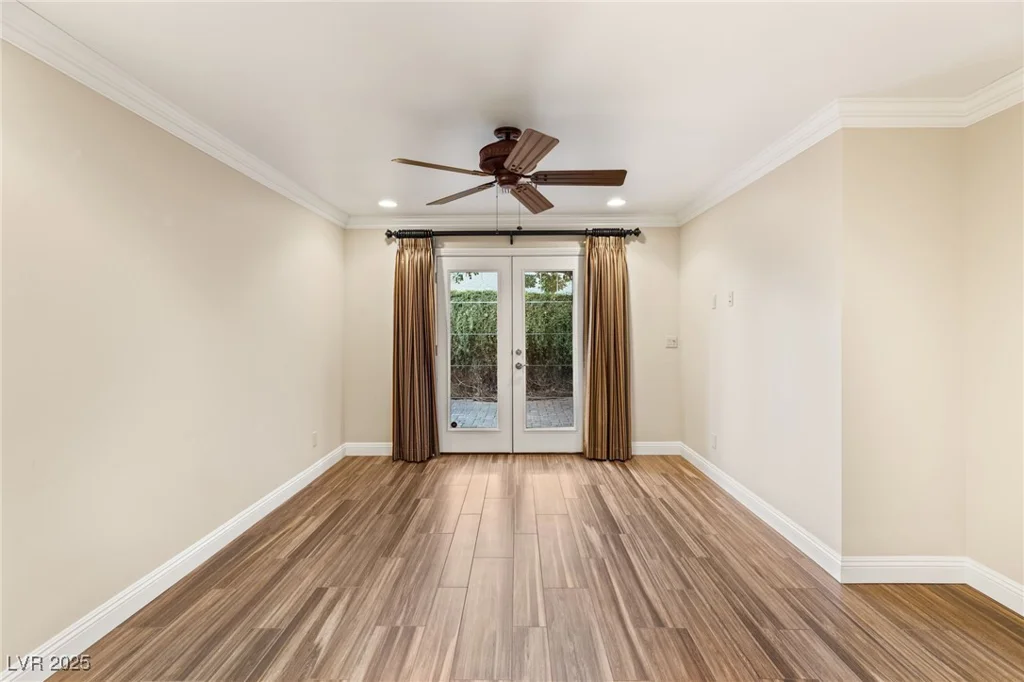 3105 Conners, Las Vegas, NV 89107