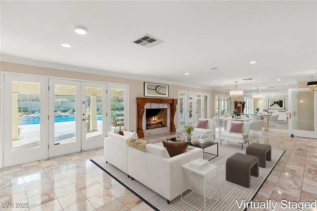 3105 Conners, Las Vegas, NV 89107