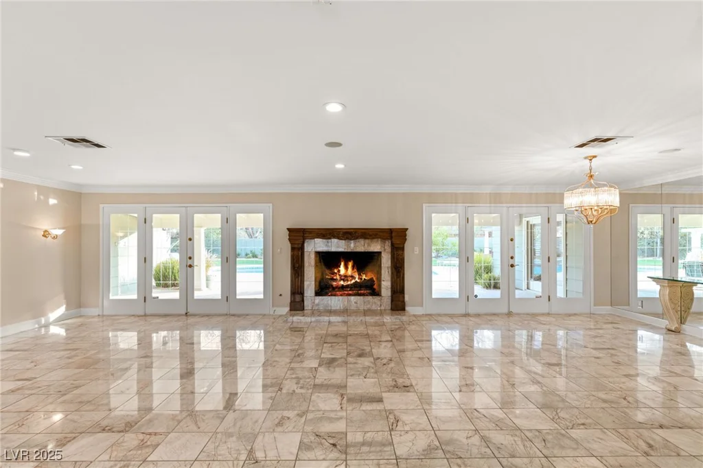 3105 Conners, Las Vegas, NV 89107