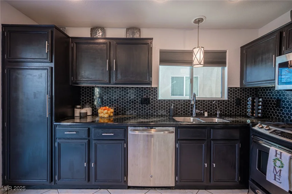 4358 Raynham, Las Vegas, NV 89115