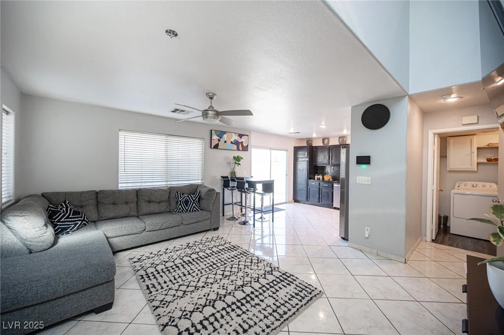 4358 Raynham, Las Vegas, NV 89115