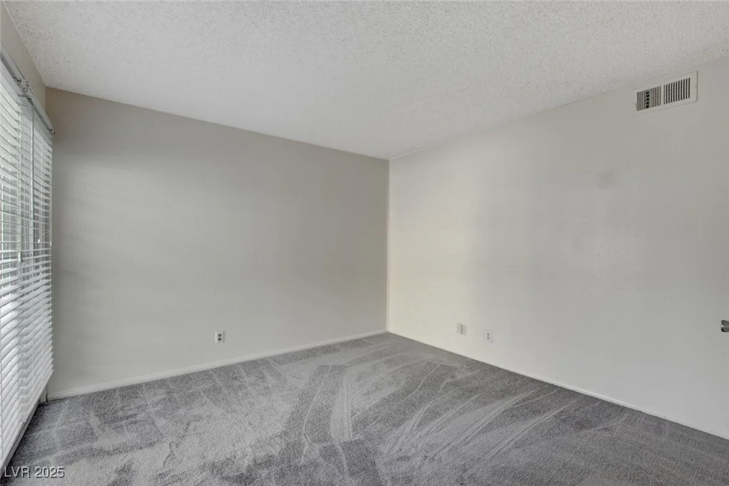 8945 Clairton, Las Vegas, NV 89117