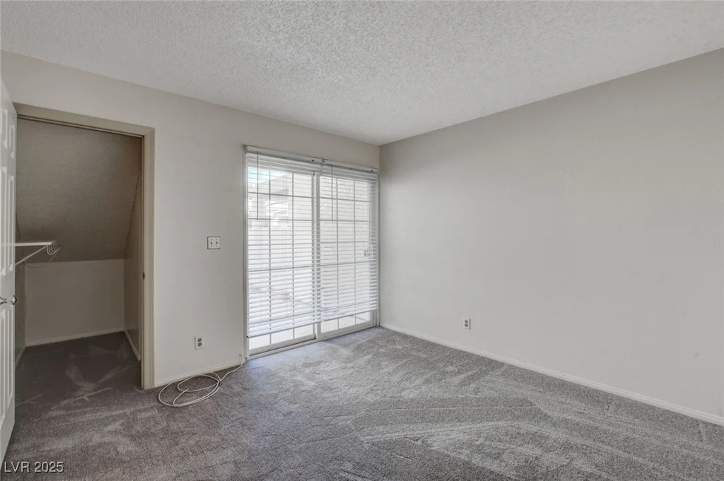 8945 Clairton, Las Vegas, NV 89117
