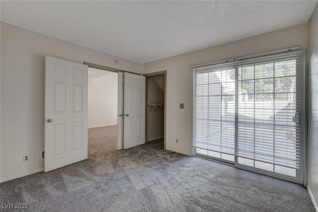8945 Clairton, Las Vegas, NV 89117