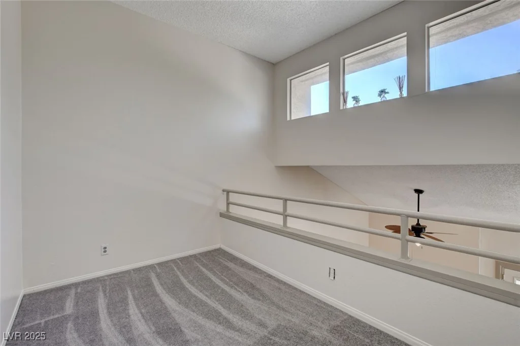 8945 Clairton, Las Vegas, NV 89117