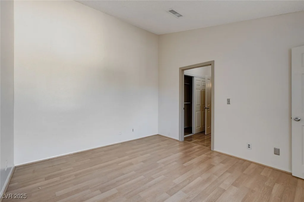 8945 Clairton, Las Vegas, NV 89117