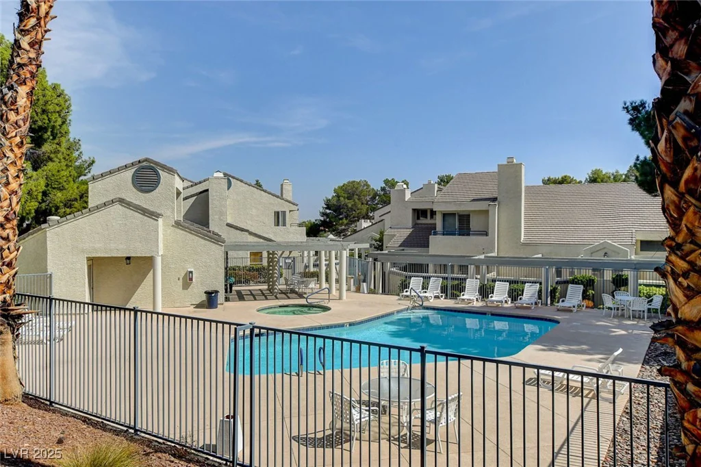 8945 Clairton, Las Vegas, NV 89117