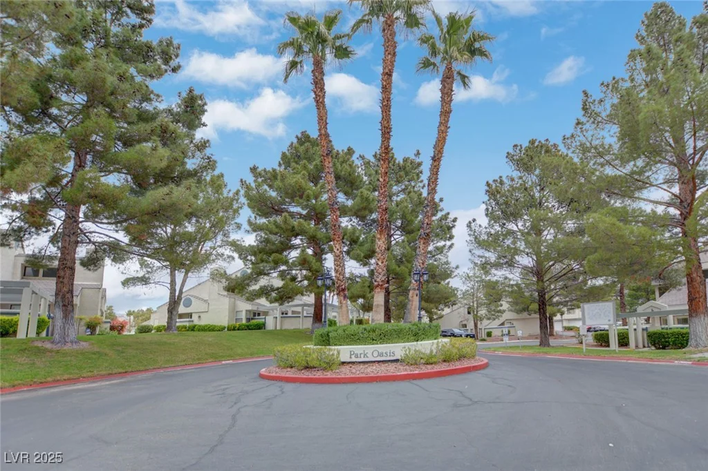 8945 Clairton, Las Vegas, NV 89117