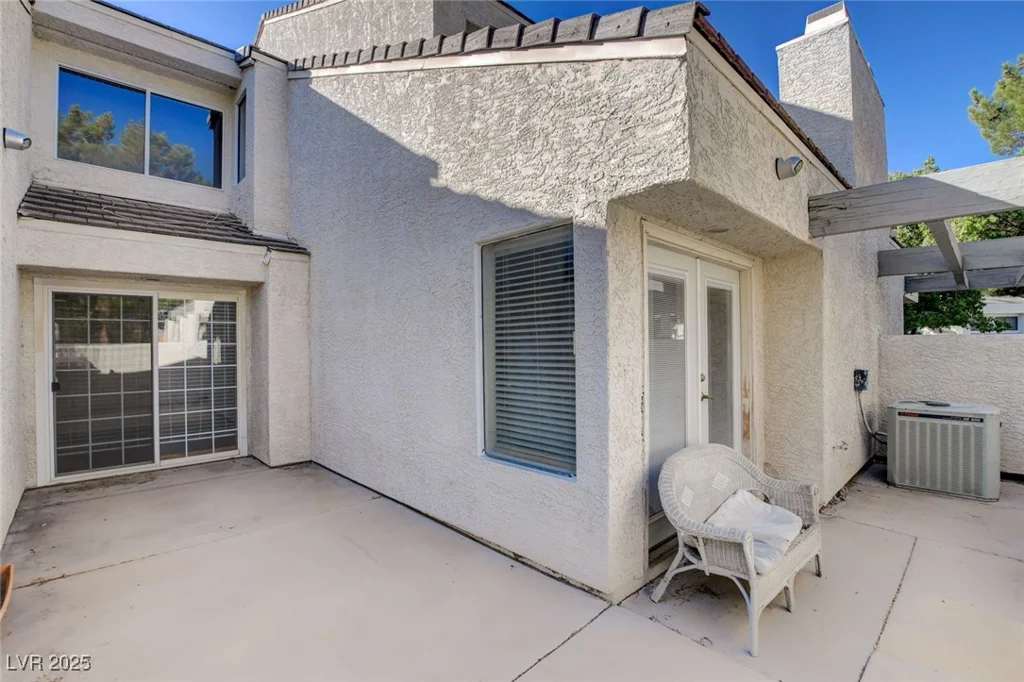 8945 Clairton, Las Vegas, NV 89117