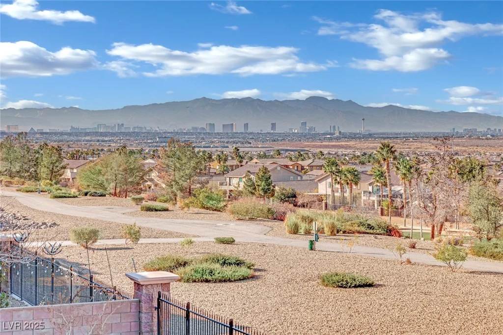 624 Via Colmo, Henderson, NV 89011