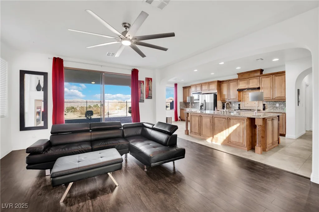 624 Via Colmo, Henderson, NV 89011