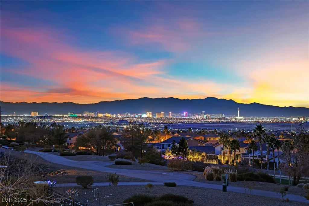 624 Via Colmo, Henderson, NV 89011