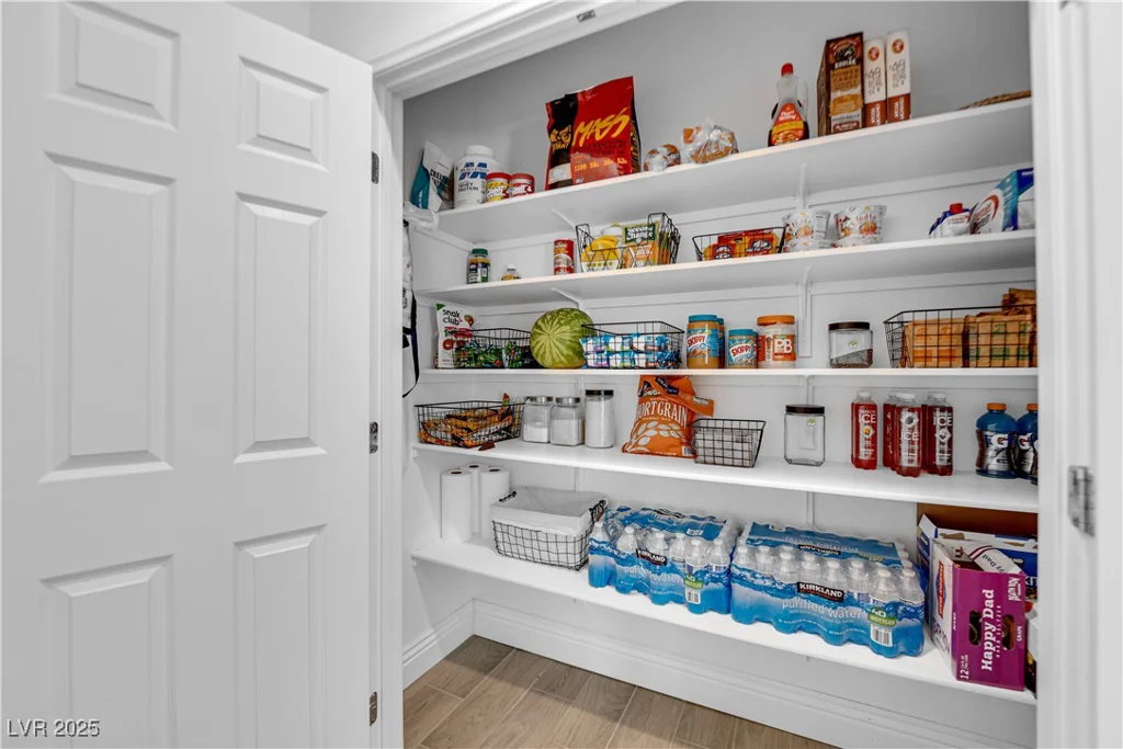 3792 Nerine Pass Way, North Las Vegas, NV 89031