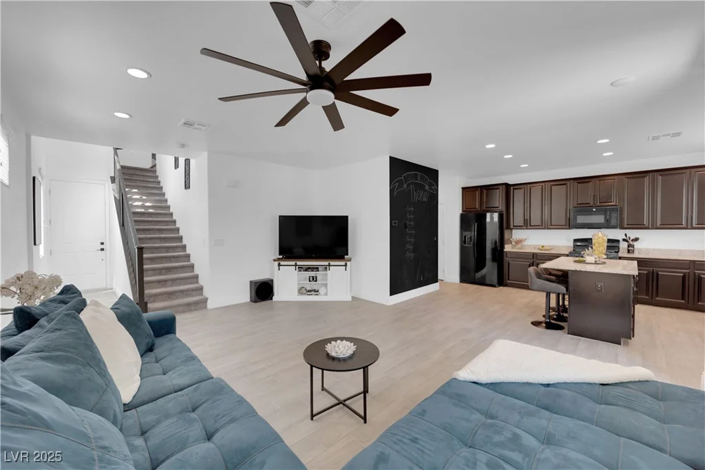 3792 Nerine Pass Way, North Las Vegas, NV 89031