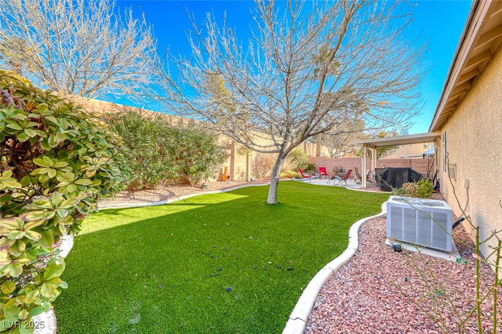 3918 Champagne Wood, North Las Vegas, NV 89031