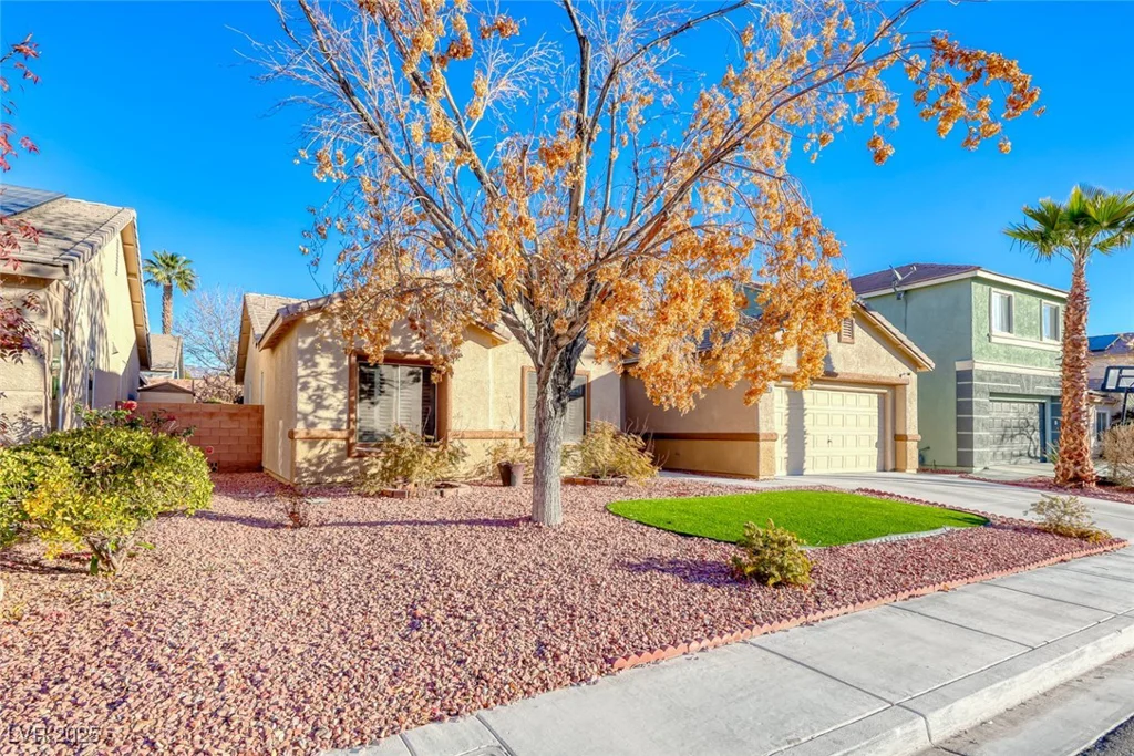 3918 Champagne Wood, North Las Vegas, NV 89031