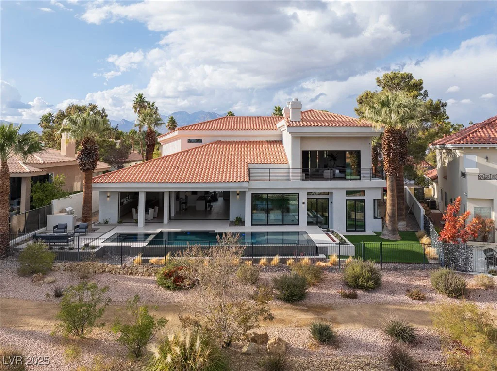 8913 Canyon Springs, Las Vegas, NV 89117