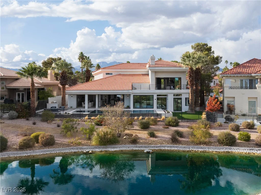 8913 Canyon Springs, Las Vegas, NV 89117