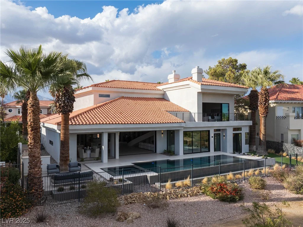 8913 Canyon Springs, Las Vegas, NV 89117