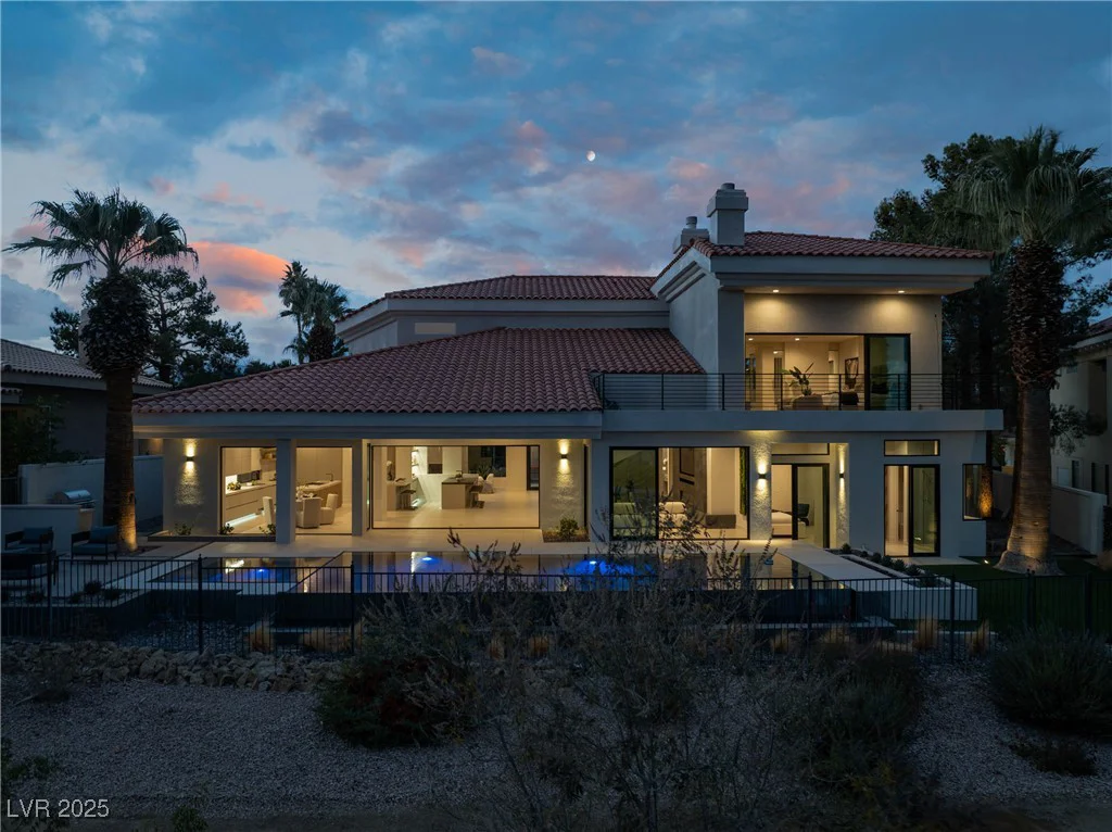 8913 Canyon Springs, Las Vegas, NV 89117
