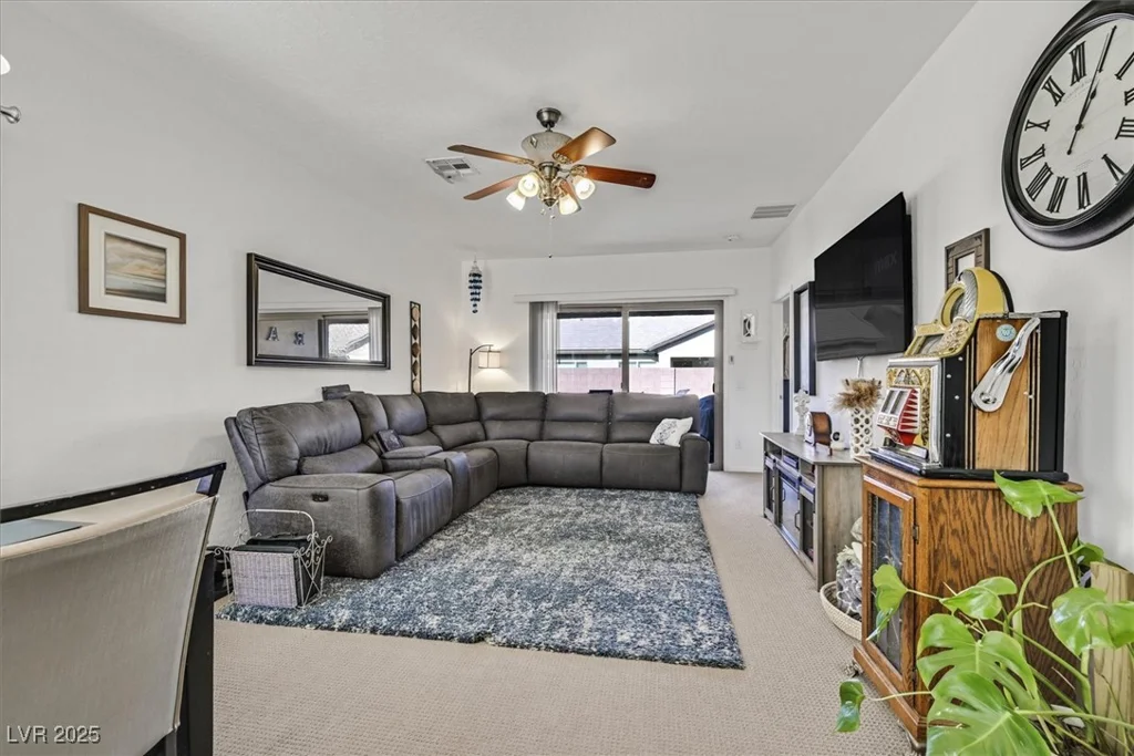 6072 ISOLA PEAK, Las Vegas, NV 89122