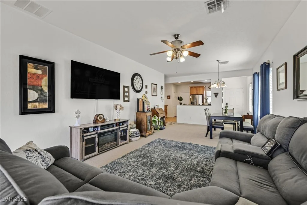 6072 ISOLA PEAK, Las Vegas, NV 89122