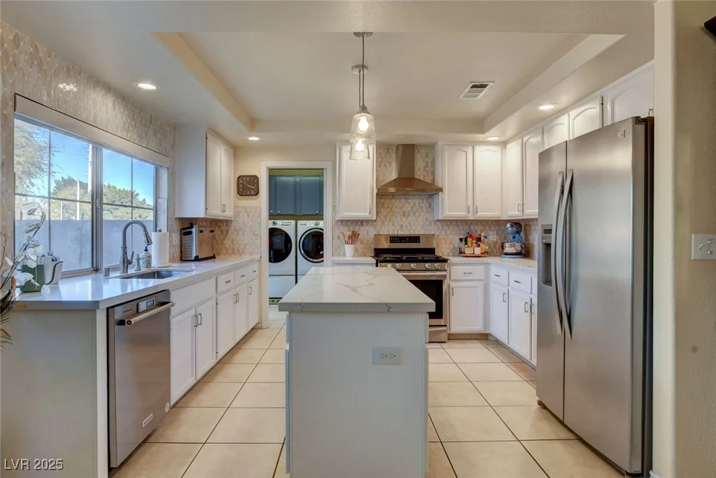 2430 Antler Point, Henderson, NV 89074