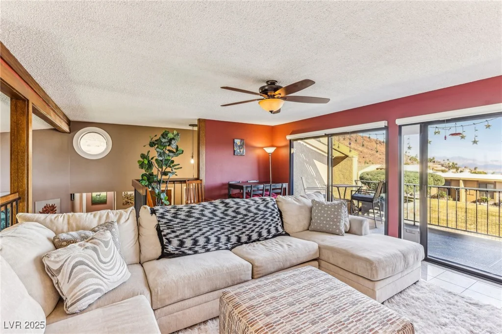 536 Woodcrest, Boulder City, NV 89005