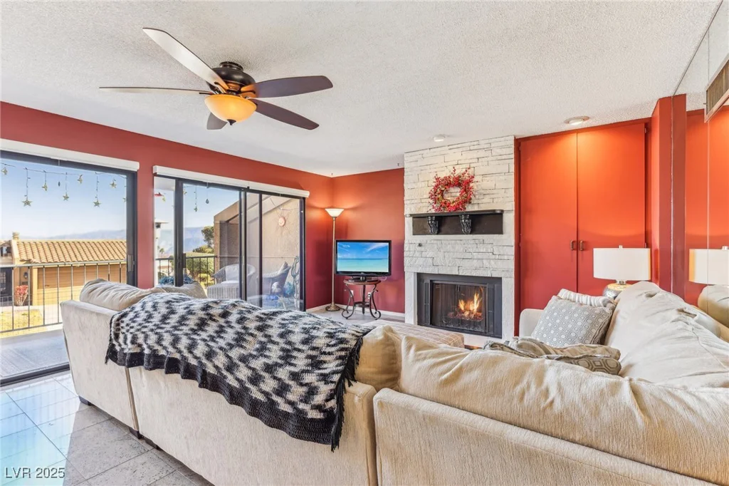 536 Woodcrest, Boulder City, NV 89005