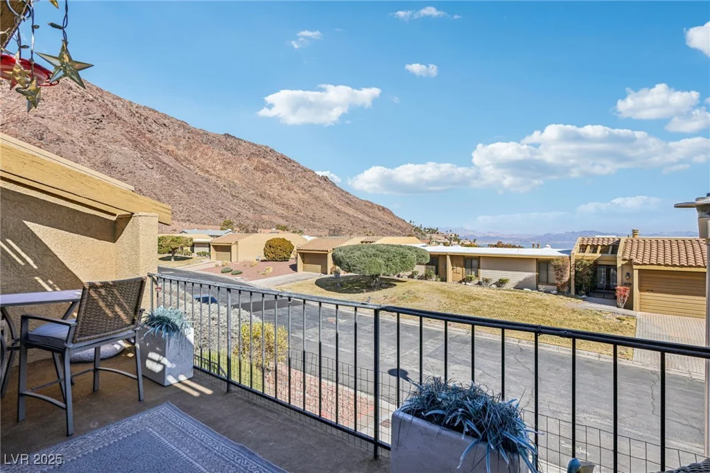 536 Woodcrest, Boulder City, NV 89005