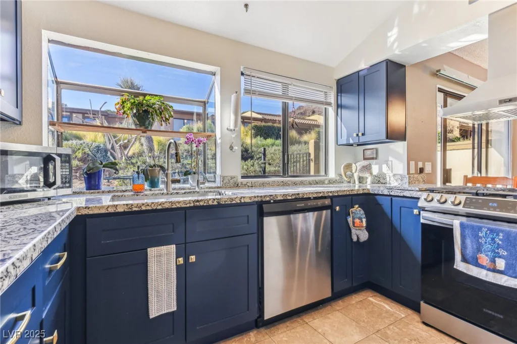 536 Woodcrest, Boulder City, NV 89005