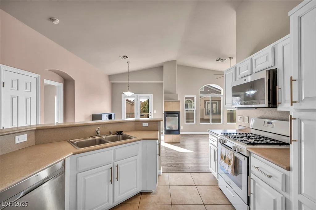 8780 Horizon Wind, Las Vegas, NV 89178