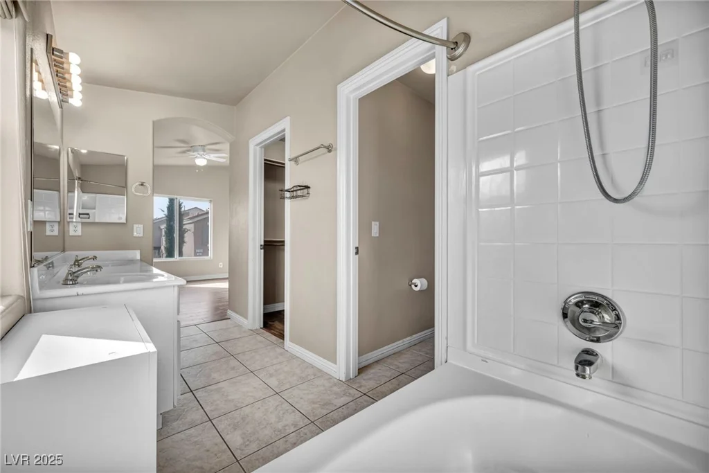 8780 Horizon Wind, Las Vegas, NV 89178