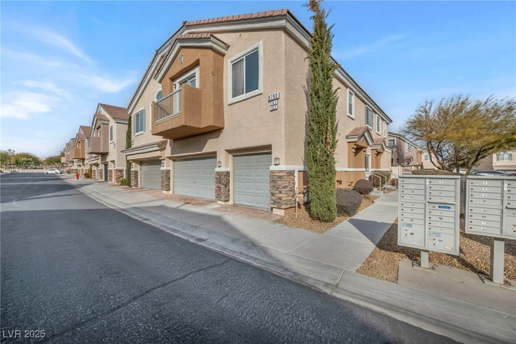 8780 Horizon Wind, Las Vegas, NV 89178
