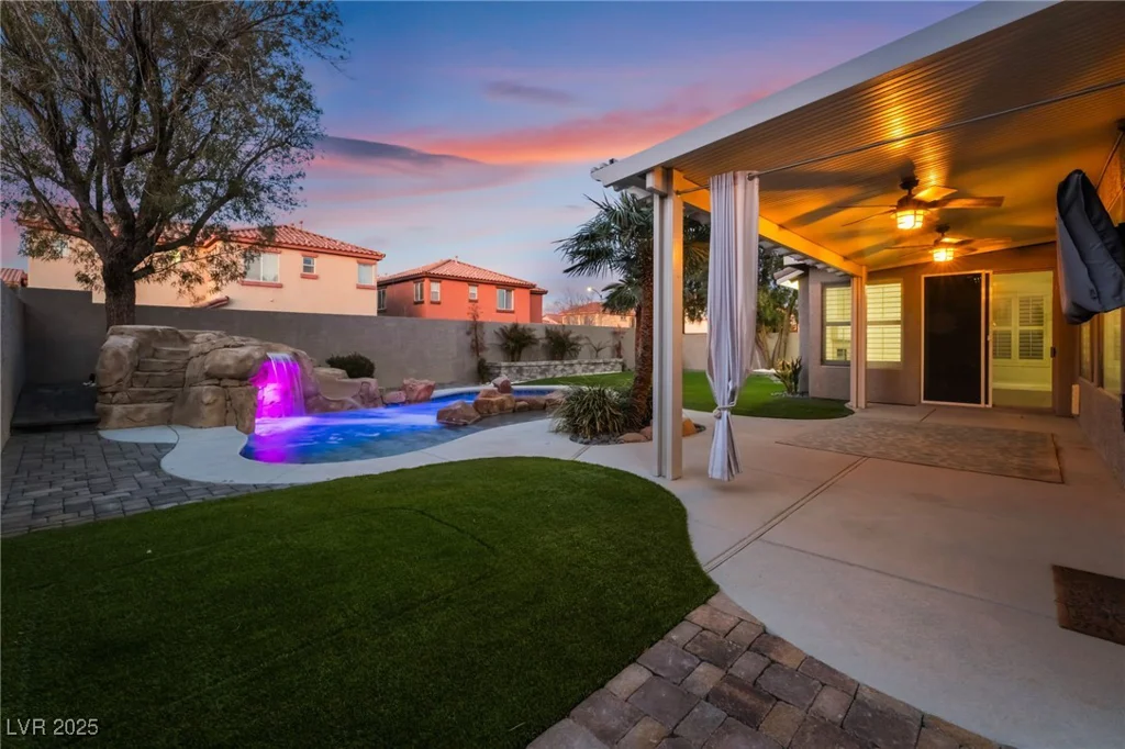6010 Garthmore, Las Vegas, NV 89141