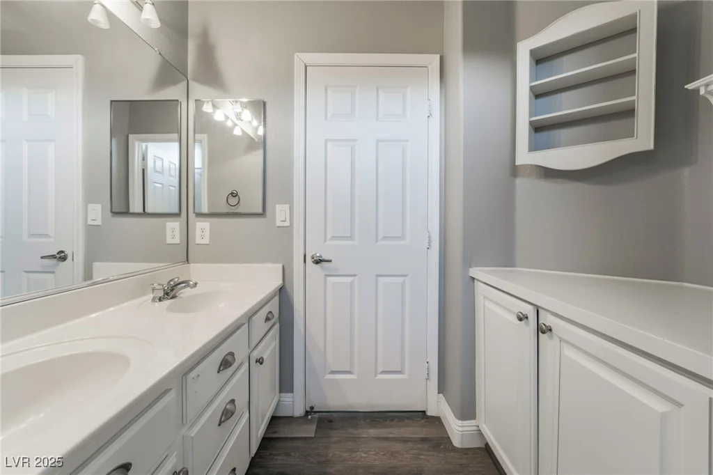 6010 Garthmore, Las Vegas, NV 89141