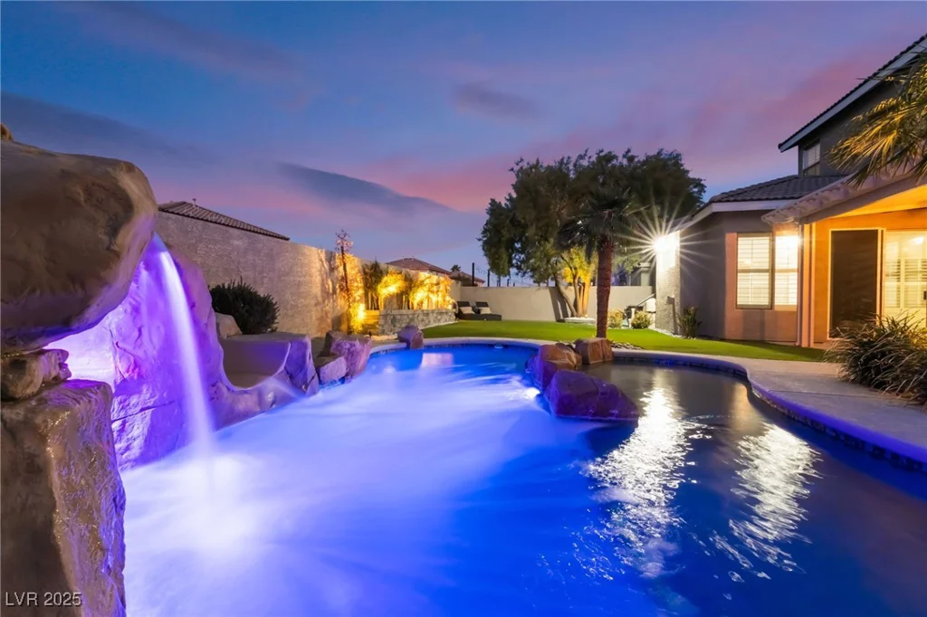 6010 Garthmore, Las Vegas, NV 89141