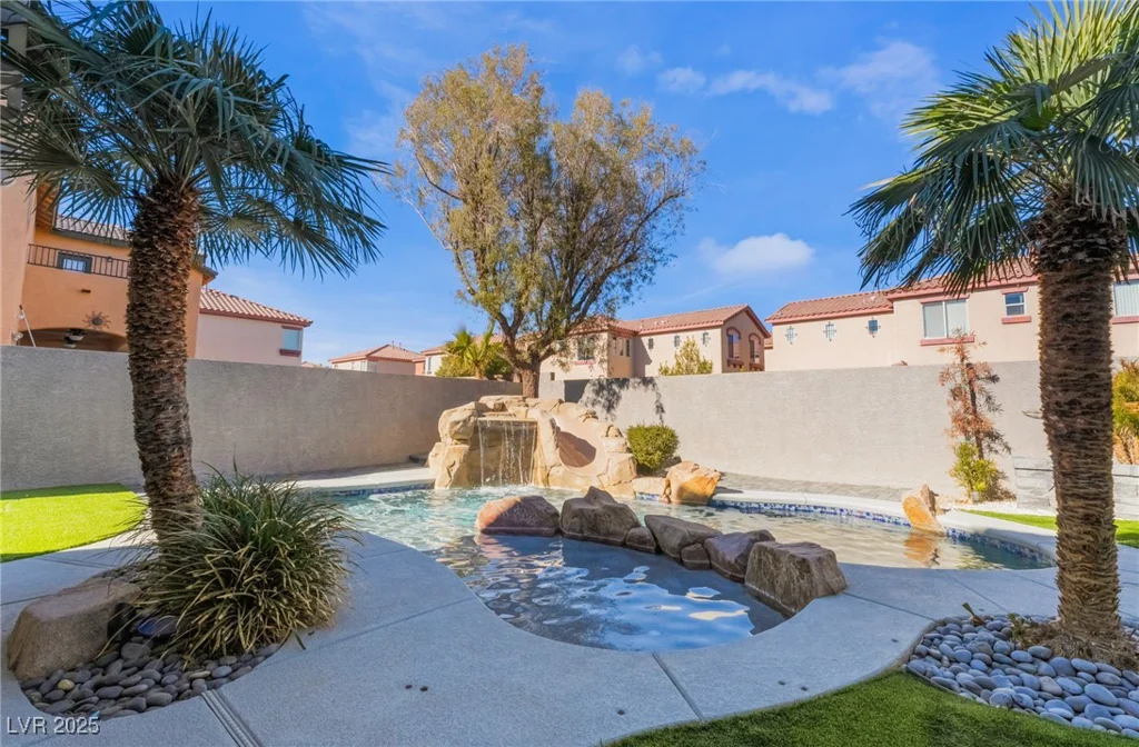 6010 Garthmore, Las Vegas, NV 89141