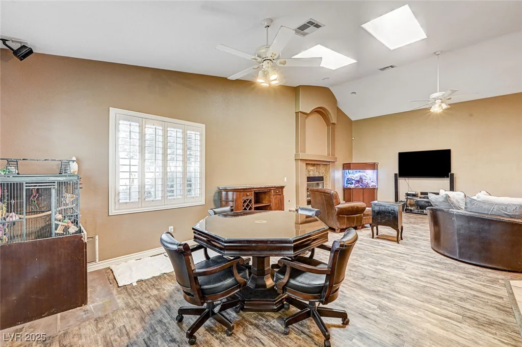 7015 Jensen, Las Vegas, NV 89149