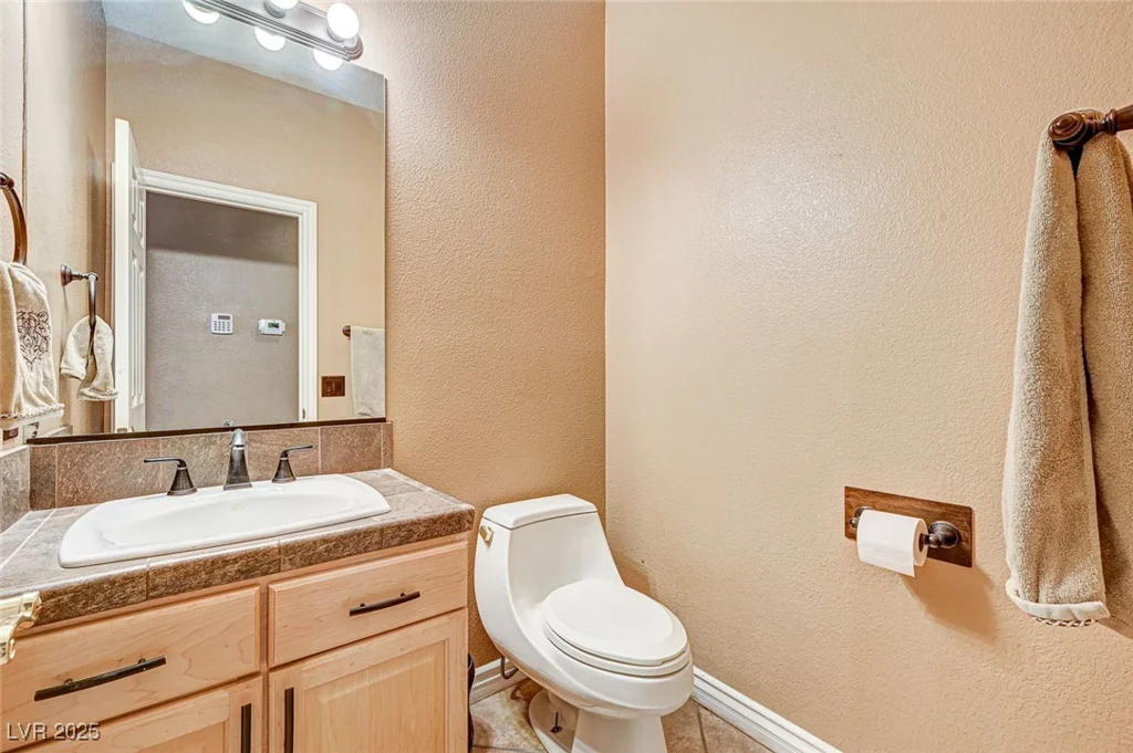 7015 Jensen, Las Vegas, NV 89149