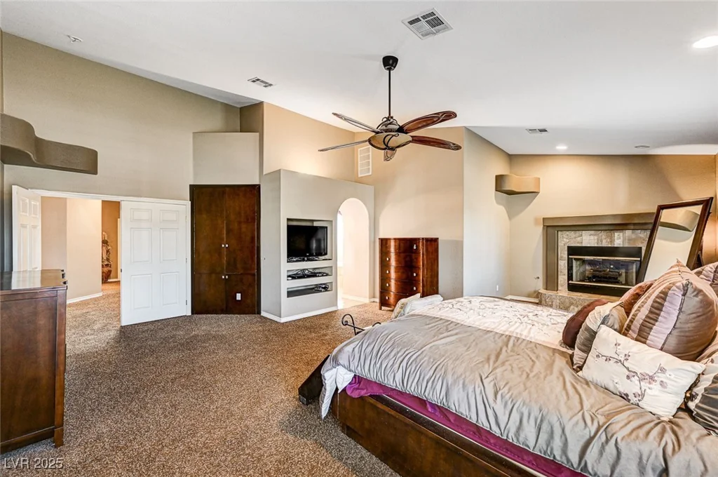 7015 Jensen, Las Vegas, NV 89149