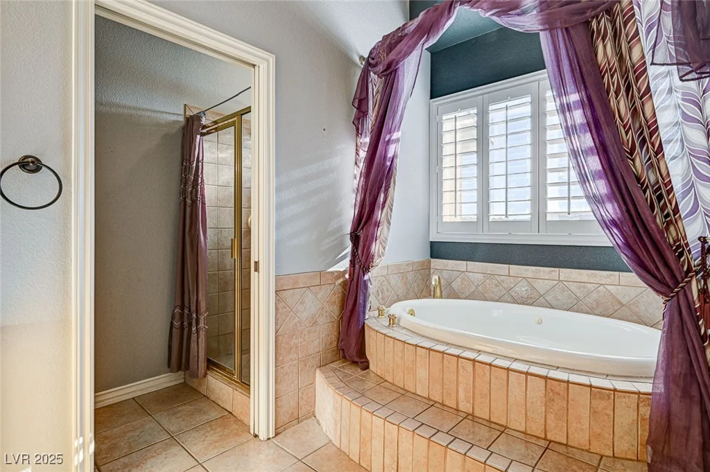 7015 Jensen, Las Vegas, NV 89149