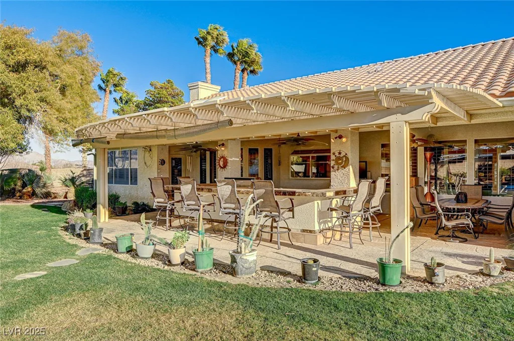 7015 Jensen, Las Vegas, NV 89149