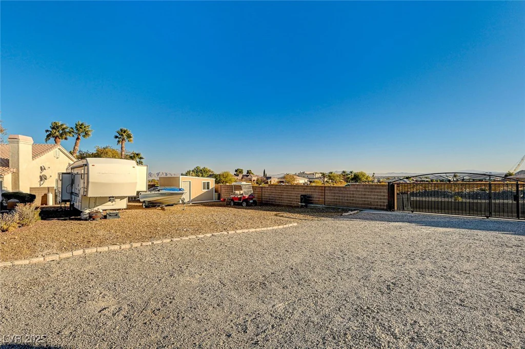 7015 Jensen, Las Vegas, NV 89149