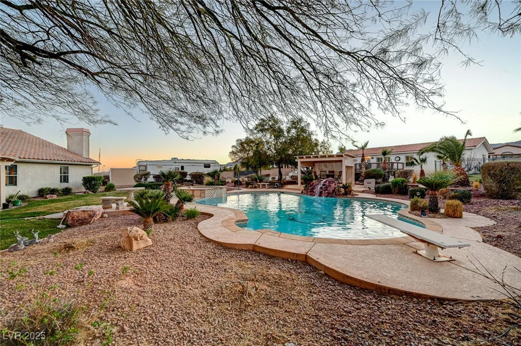 7015 Jensen, Las Vegas, NV 89149