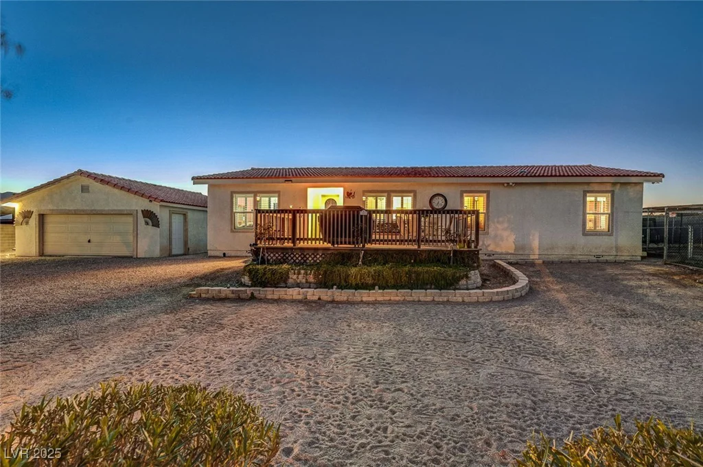 7015 Jensen, Las Vegas, NV 89149