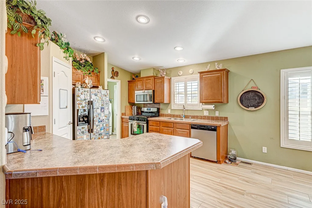 7015 Jensen, Las Vegas, NV 89149