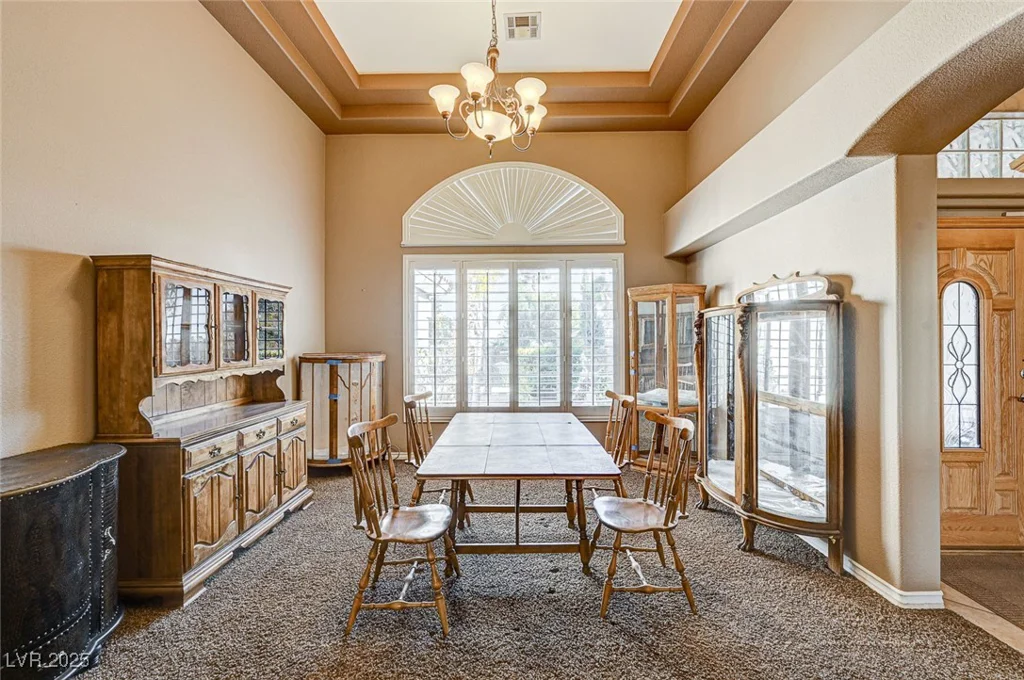 7015 Jensen, Las Vegas, NV 89149